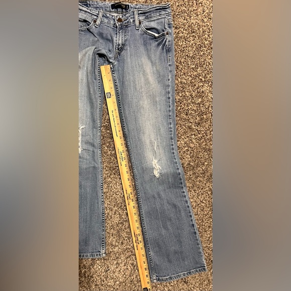 Levi’s Too Superlow 524 Distressed Denim Blue Jeans Bootcut Stretch Size 5 M - Picture 9 of 10